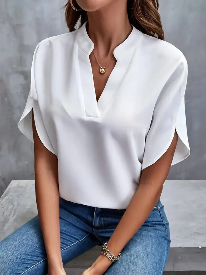 VOGUE - Classic V-Neck Top