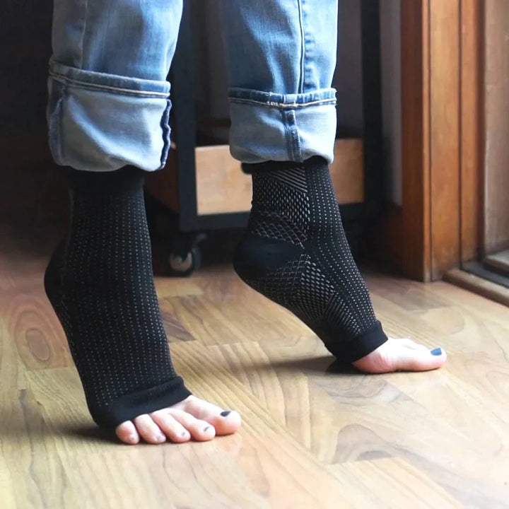 SoleSoothe™ Foot Revitaliser | Support socks for aching feet (BUY 1 GET 2 pairs free)