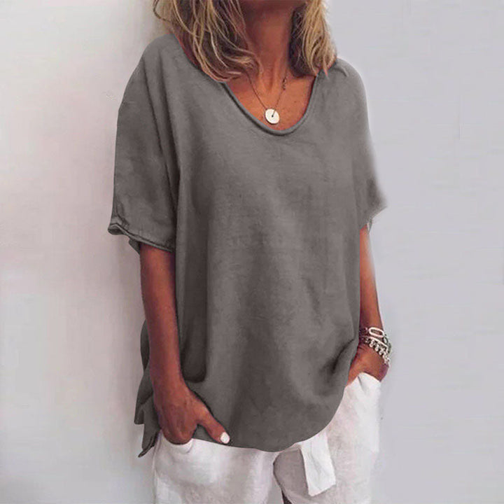 VOGUE™ - Comfortable loose-fit blouse